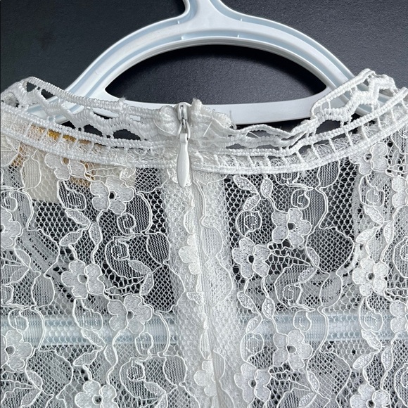 Rebellion White Lace Top - Picture 5 of 5